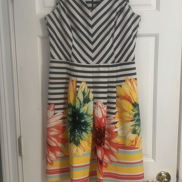 Shelby & Palmer Dress - Picture 3 of 4